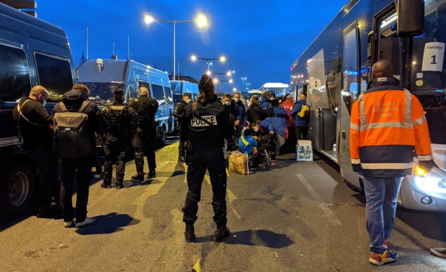 prefectura-de-la-seine-saint-denis-desalojo-17nov2020-e1606739314430 Invisibilizar los campamentos de migrantes no los hará desaparecer