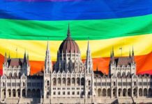 Bandera LGTBi abraza el Parlamento de Hungría