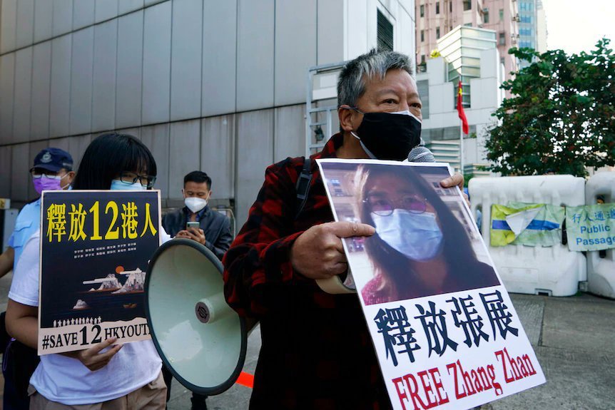 protestas-carcel-zhang-zhan Periodismo en China: Zhang Zhan en riesgo de muerte por la huelga de hambre que mantiene