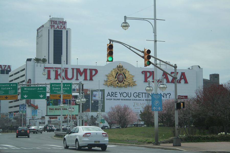 trump-plaza-atlantic-city Subastado el derecho a provocar la explosión del casino Trump Plaza