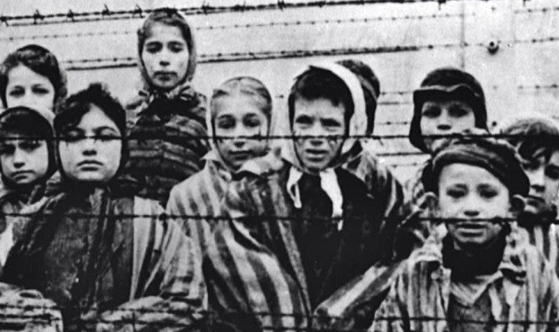 holocausto Antonio Guterres en recuerdo del holocausto: «asistimos a un alarmante resurgimiento del odio»