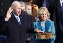 Joe Biden presta juramento como presidente de EEUU