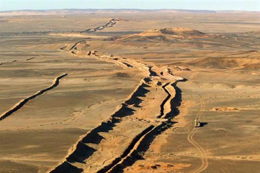 muro-marruecos-sáhara-ocupado-e1610270987381 Sahara, sigue la guerra que alcanza territorio mauritano