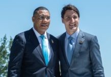 Holness y Trudeau