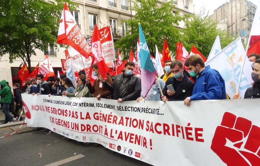 1may2021-paris-pancarta-e1620026223919 Francia 1 de mayo: la esperanza de nuevo en la calle