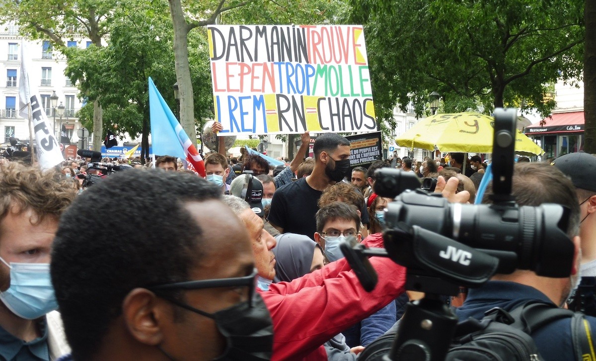 parís-darmain-lpen-12-jun2021 Francia: Manifestaciones contra Macron y la extrema derecha