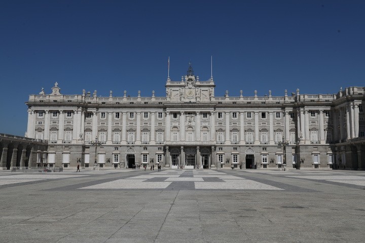 4-Palacio-Real-entrada-por-la-Armeria Sabatini, el arquitecto de las obras emblemáticas madrileñas