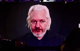 Captura-de-pantalla-2021-10-29-a-las-20.12.56 El procedimiento como castigo o el incierto destino de Julian Assange