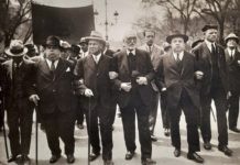 Manifestación del Primero de Mayo en Madrid en 1931. De izquierda a derecha, el alcalde de Madrid, Pedro Rico, Francisco Largo Caballero, Miguel de Unamuno e Indalecio Prieto