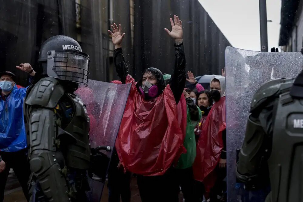 bogota-protestas-ips-©-mariano-vimos-irin La ONU advierte de un uso excesivo de la fuerza contra protestas sociales en Colombia