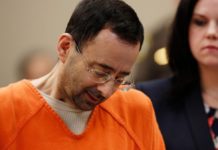 Larry Nassar en una sesión del juicio