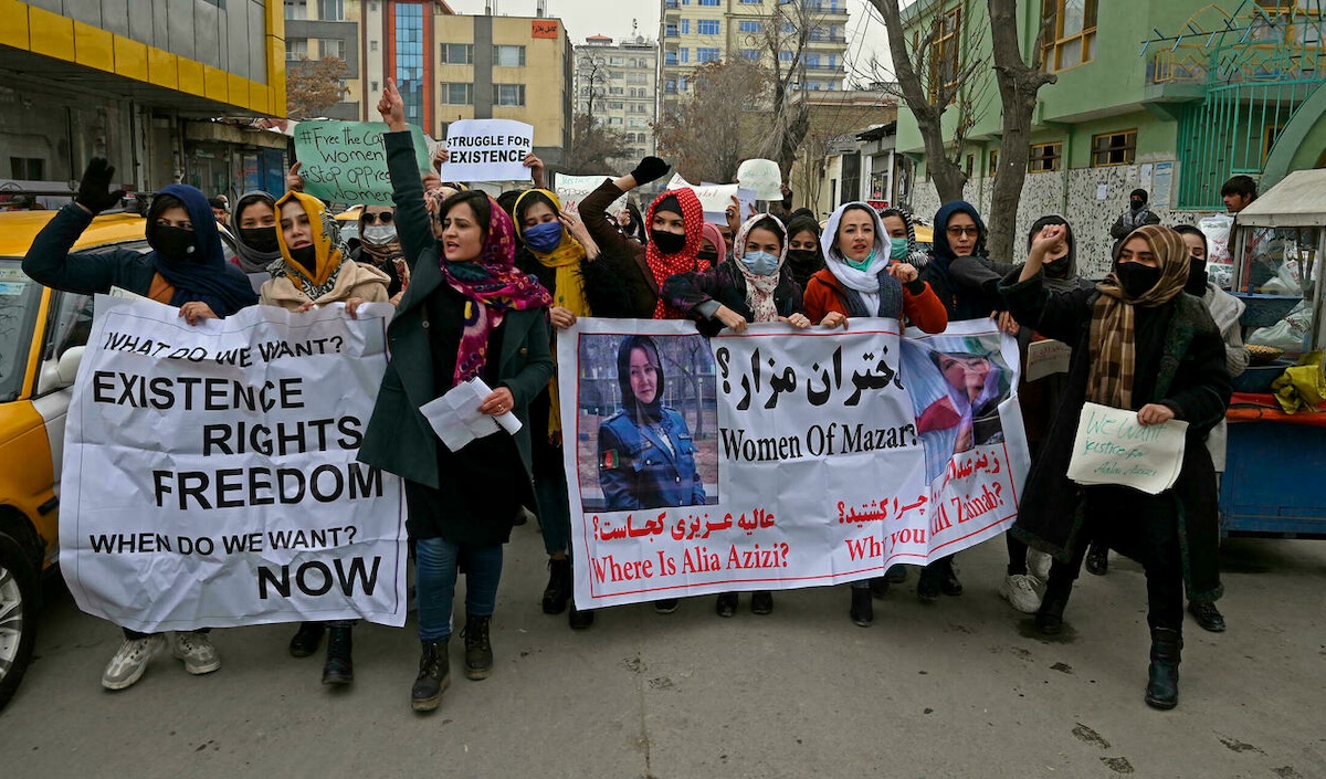 afganistán-movilización-mujeres-20220116 Afganistán: los talibanes reprimen con gas las concentraciones de mujeres