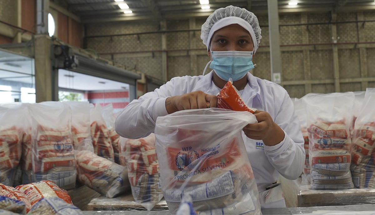 paquetes-de-comida-para-distribuir-en-venezuela-©-wfp-lorena-peña El Programa Mundial de Alimentos amplía la distribución de comidas escolares en Venezuela