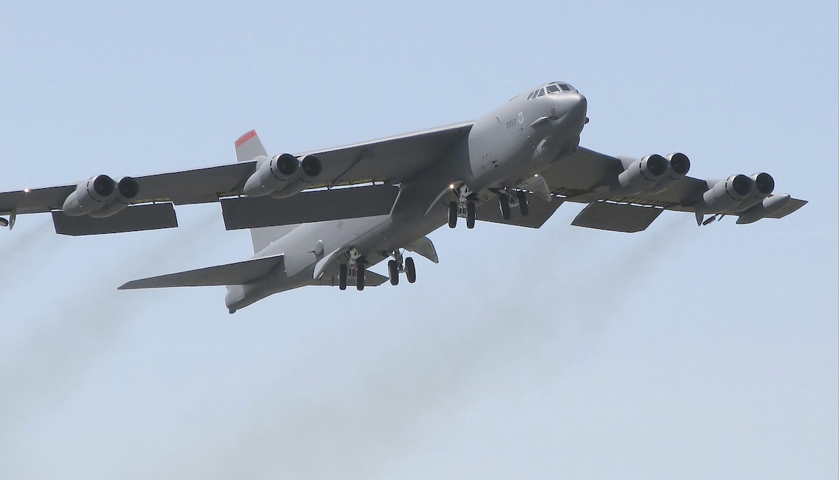 bombardero-nuclear La lógica de evitar la guerra nuclear