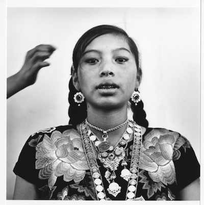 graciela-iturbide-‌mujer-zapoteca-oaxaca-1974 «Heliotropo 37» Graciela Iturbide en París