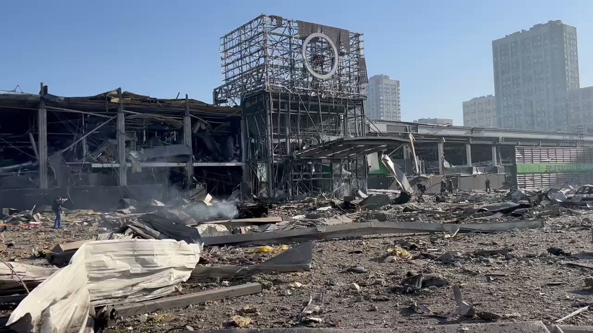 ucrania-kiev-centro-comercial-destruido Fallece en Kiev la periodista The Insider Oxana Baulina