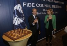 El presidente de la FIDE, el ruso Dvorkovich durante el sorteo del Torneo de Candidatos