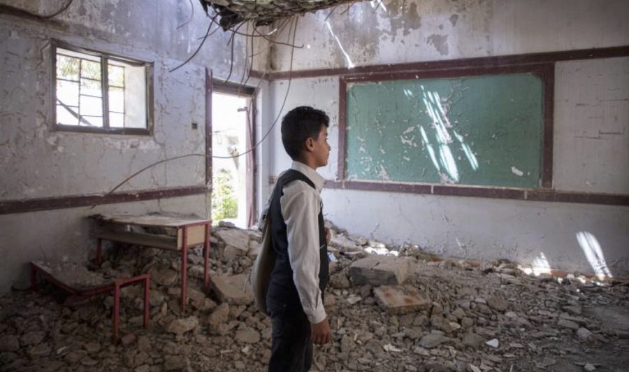 escuela-bombardeada-hajjah-yemen-©-marish-unicef-1-900x532 Cinco mil ataques armados en dos años a centros educativos, estudiantes y profesores