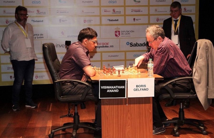 Anand-contra-Gelfand-Leon-11JUL2022-900x580 Ajedrez: El israelí Gelfand gana el destacado Magistral de León