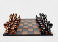 ajedrez-roman-victor-bronce-200x147 Ajedrez de diseño en París y manga en Niza