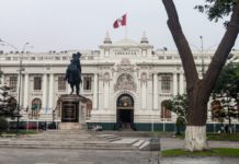 Perú: edificio del Congreso en Lima