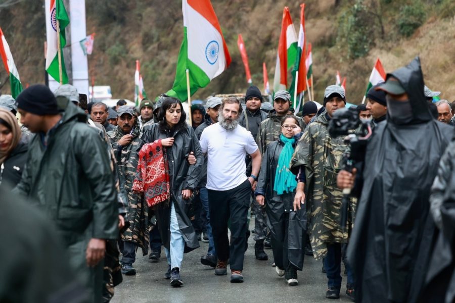 india-rahul-gandhi-de-blanco-en-yatra-bjo-25ene2023-900x600 Seguidores del Partido del Congreso Nacional Indio se movilizan por el cambio