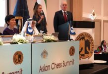 El presidente de la federación rusa, Andrei Filatov se dirige a la Asamblea asiática
