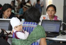 Asociación Progreso Comunicaciones con mujeres © APC