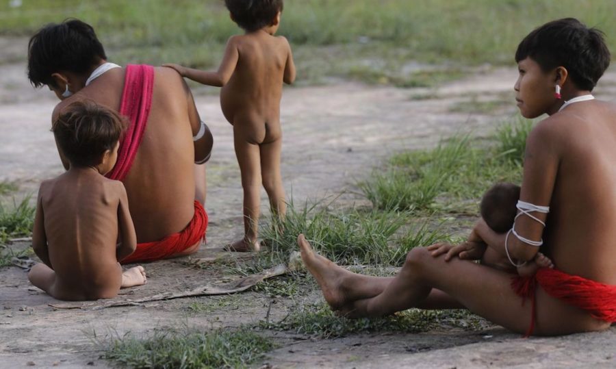 indígenas-yanomamis-©-agência-brasil-900x539 Lula cien días: el gobierno se concentra en responder a la crisis humanitaria yanomami