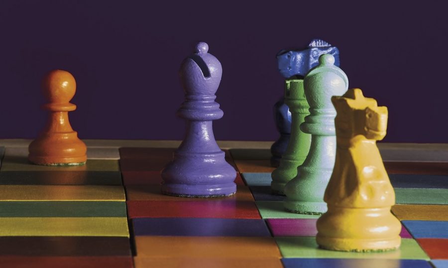 ajedrez-tablero-coloreado-massimo-kaufmann-900x539 Partidas de ajedrez en el Museo del Novecento de Milán