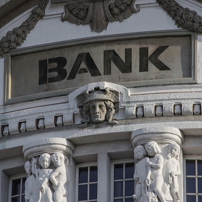 bank ¿Cuál es la diferencia entre una cuenta bancaria y una cuenta de valores?