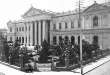 Chile, edificio del antiguo Parlamento en Santiago
