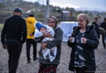 Familias desplazadas de Artsaj (Nagorno Karabaj) buscan refugio en Armenia
