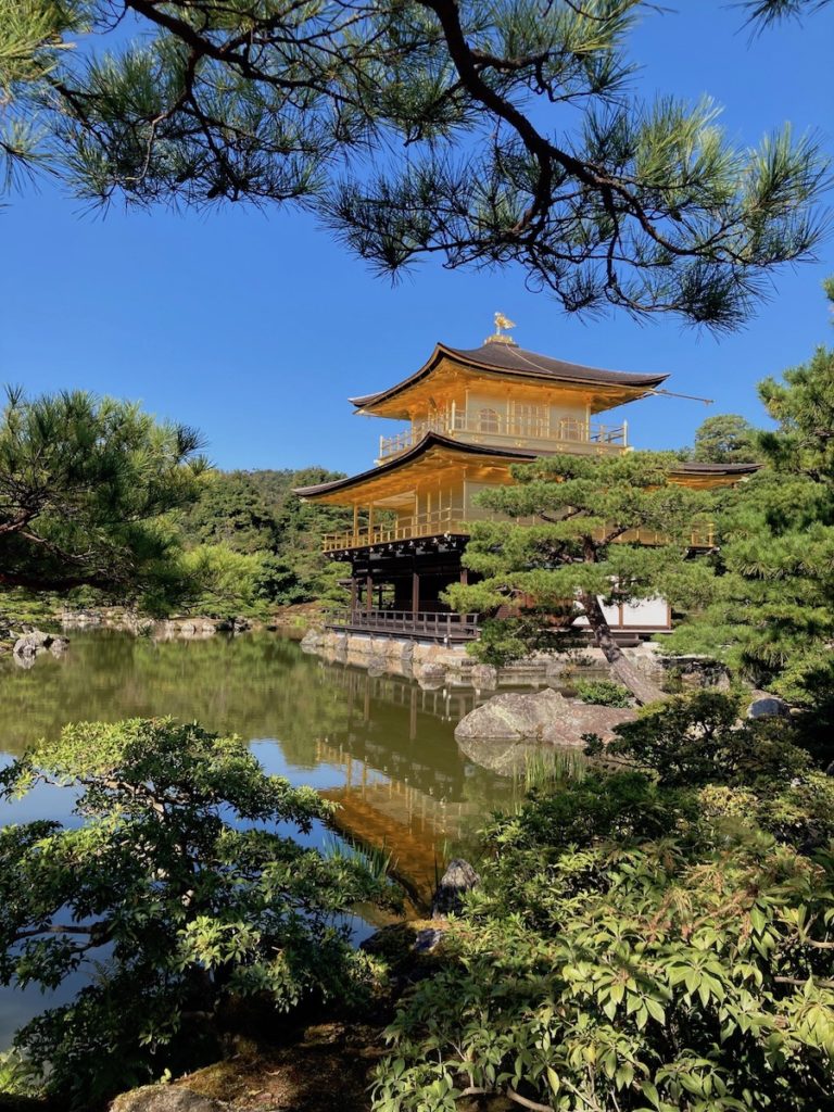 japon-pabellon-dorado-de-kioto-768x1024 Una breve visita a Japón