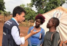 OMS: el científico Alejandro Costa en África