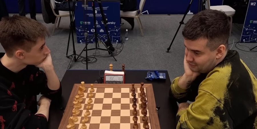 ajedrez-nepo-y-dubov-en-samarcanda-900x454 Ajedrez: polémicas en el Campeonato Mundial en Samarcanda