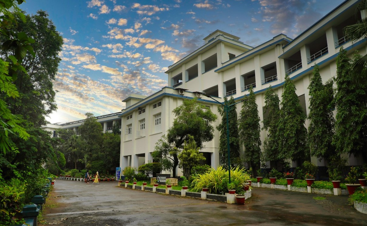 Estudios superiores de ajedrez en una universidad de la India