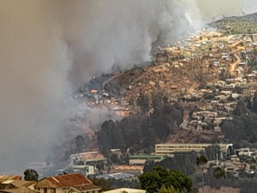 chile-valparaiso-incendio-4feb2024-900x675 Chile en llamas