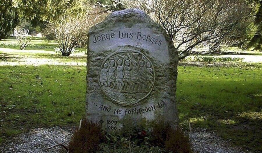 Borges-en-Ginebra-piedra-runica-en-su-tumba-900x527 Ruta de Borges en Ginebra, a los 38 años de su muerte
