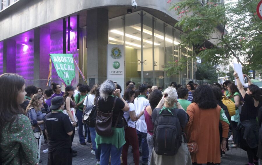 Protestas-de-mujeres-contra-laprohibicion-del-aborto-@Rovena-Rosa-Agencia-Brasil-900x569 Lula acosado por empresarios y la derecha moralista
