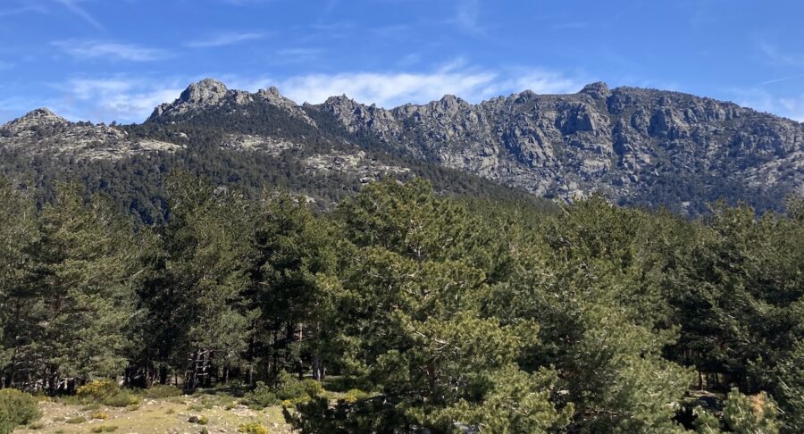 sierra-de-madrid-siete-picos-900x486 Senda de los Miradores en la Sierra de Madrid