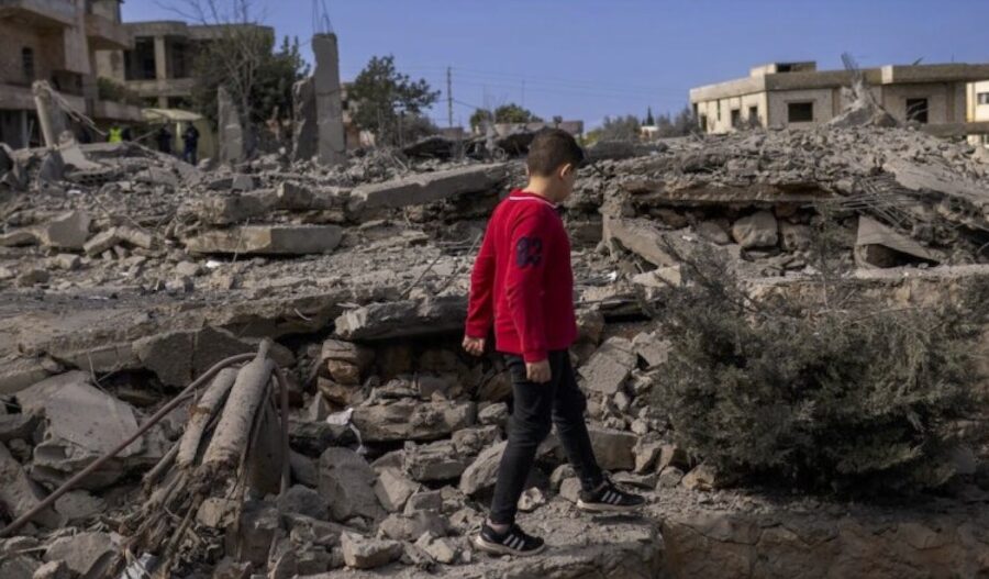 Menores-entre-casas-derruidas-en-el-Libano-©Diego-Ibarra-Unicef-900x527 Unicef advierte crisis para la infancia por el cambio climático, la desigualdad y los conflictos