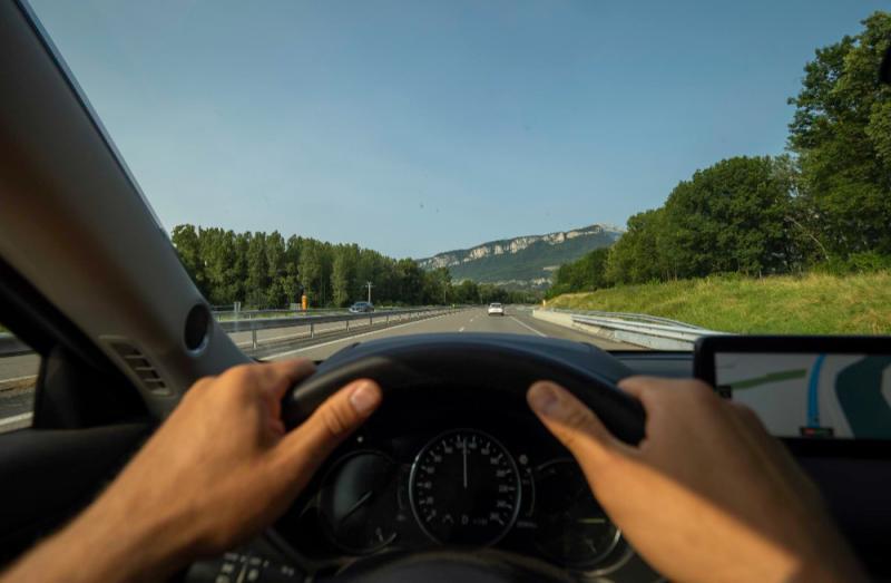 Motor-carretera-volante El telepeaje en España: la tecnología que transforma la movilidad