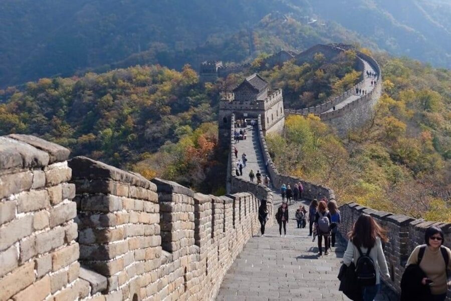 Turismo-en-China-©Ingeoexpert-e1748975110555-900x600 El turismo crece moderadamente por la incertidumbre y los conflictos