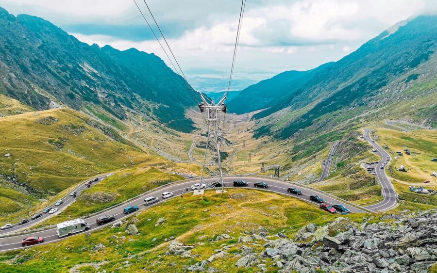 Rumania-translalpina-cluj-©archivopub-e1758911514332-900x563 Consejos para alquilar un coche en Cluj-Napoca y descubrir Transilvania