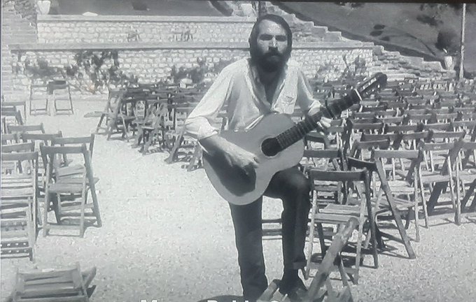 G2KAYkLXYAAZz7- Pablo Guerrero: poesía, canción y delicadeza