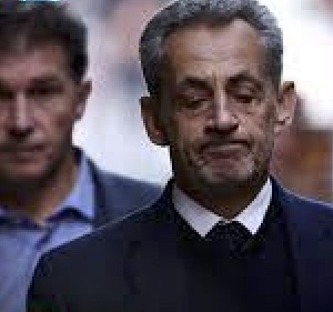 Sarkozy-fotograma-21OCT2025 Francia: Las élites millonarias contra la justicia