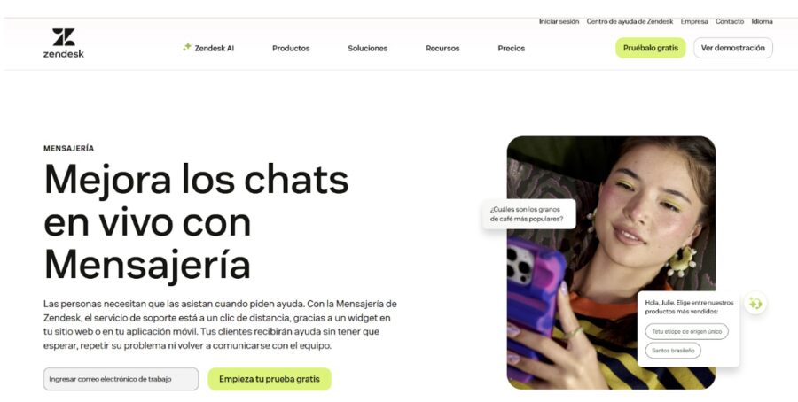 Live-Chat-Zendesk-Chat-900x454 Los cinco mejores chats en vivo para atención al cliente en línea