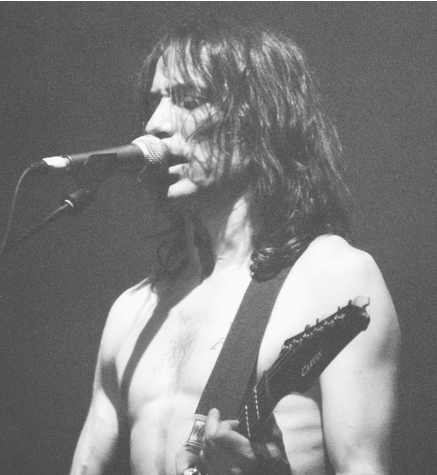 Captura-de-pantalla-2025-12-11-a-las-20.53.28-1 Robe Iniesta: extremeño de Plasencia, obrero chapista y perro mayor