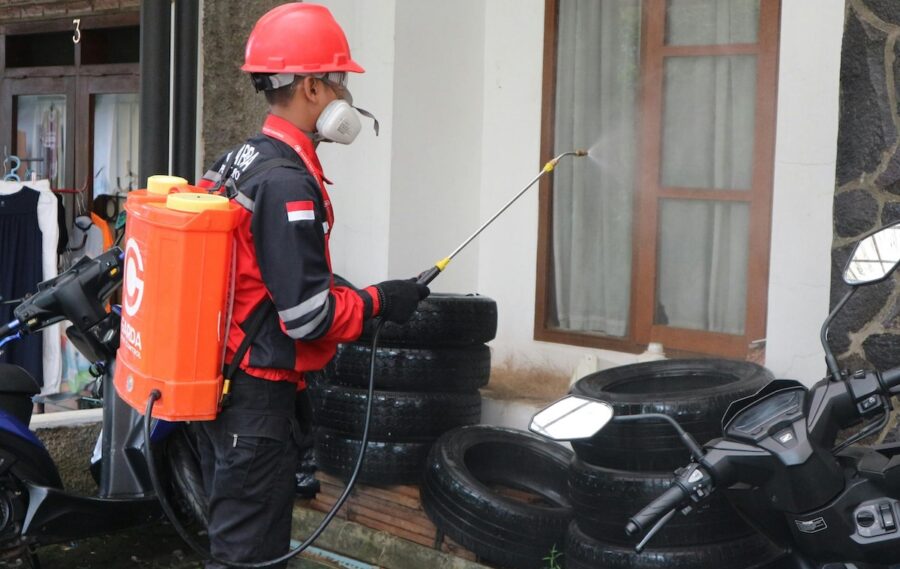 Control-de-plagas-©pexels-photo-e1772718013501-900x569 Control de plagas: estrategia de prevención y salud ambiental